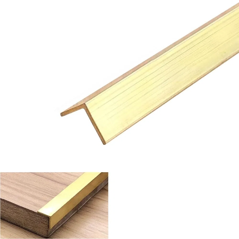 Protector de borde en ángulo recto, borde escalonado de latón de 10 x 10 mm, tira antideslizante de 5 m para uso en interiores y exteriores, solución duradera y elegante para seguridad y estética